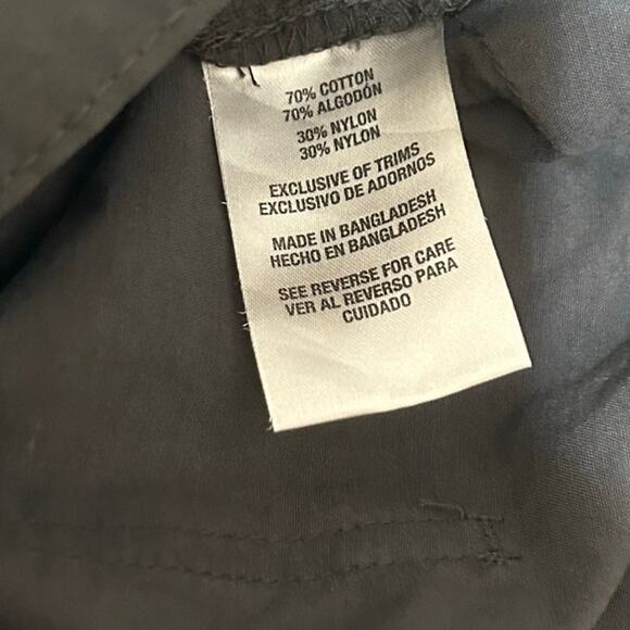 Woolrich Women Capri Cargo Pants 12 Smokey Gray Outdoor Hiking Lightweight NEW - Picture 9 of 10